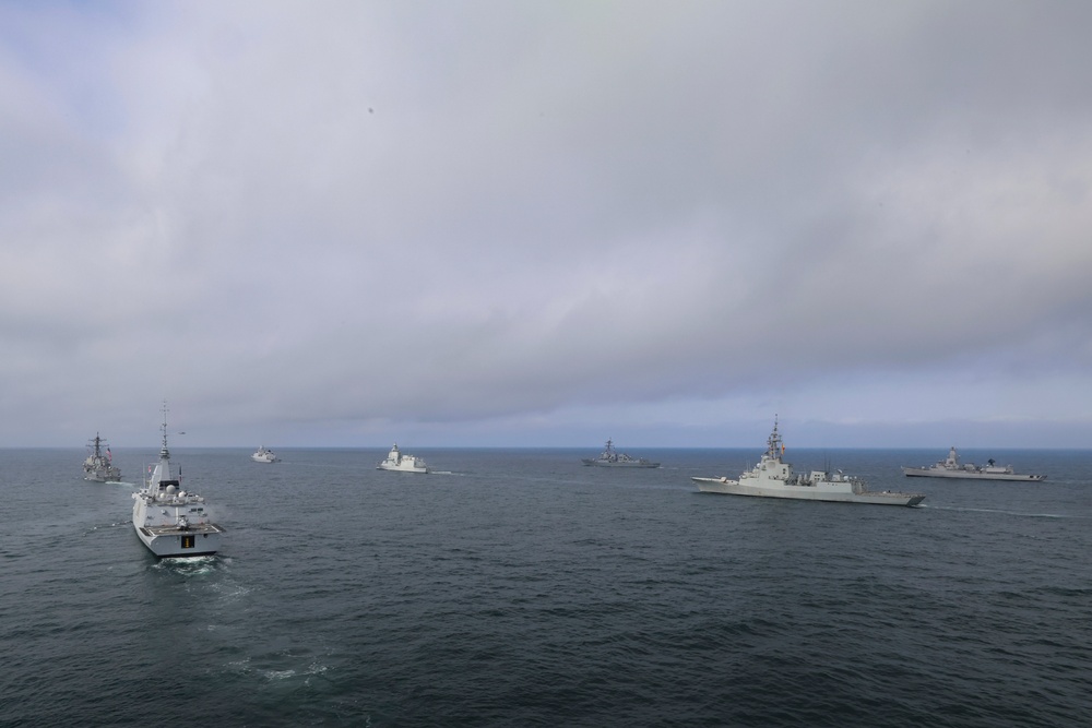 Allied NATO nations commence maneuvering formations for a PHOTOEX during exercise At-Sea Demonstration (ASD) / Formidable Shield (FS) 2025