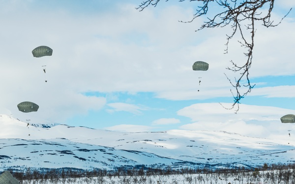 Swift Response 25 | U.S. Marines, 82nd Airborne Division Train in Norway