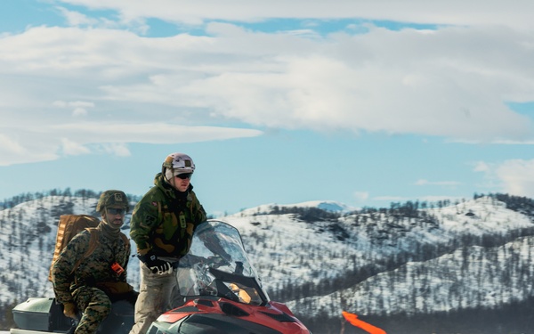 Swift Response 25 | U.S. Marines, 82nd Airborne Division Train with Norwegian Soldiers in Norway