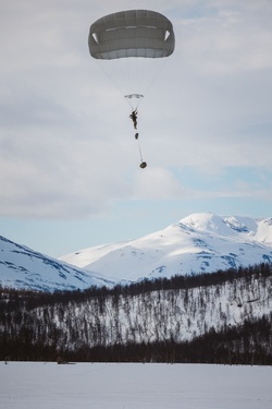 Swift Response 25 | U.S. Marines and Army Conduct Exercise Swift Response [Image 2 of 10]