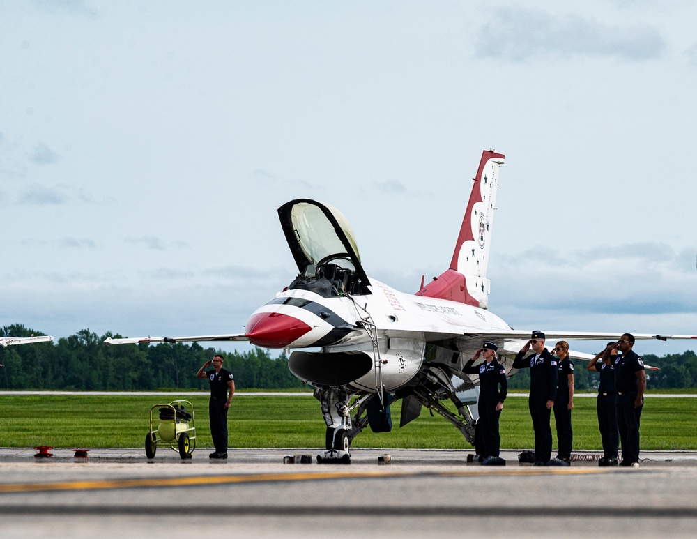 U.S. Air Force Thunderbirds prepare for Power in the Pines 2025