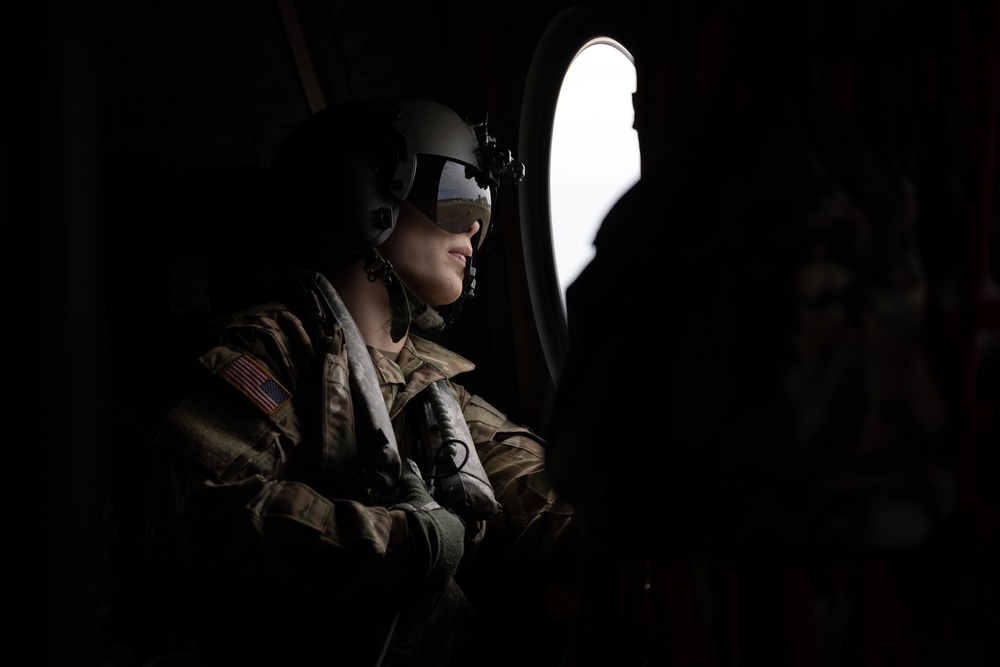 Alaska Army National Guard aviators hone fire suppression skills
