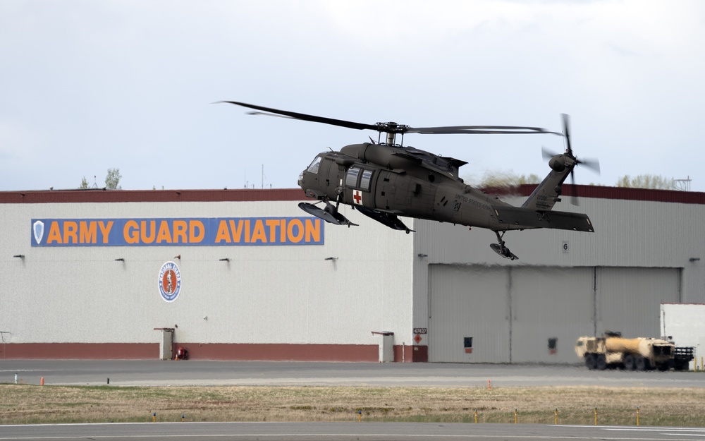 Alaska Army National Guard aviators hone fire suppression skills
