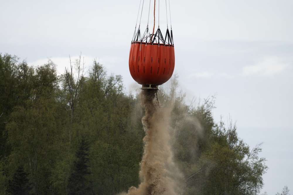 Alaska Army National Guard aviators hone fire suppression skills