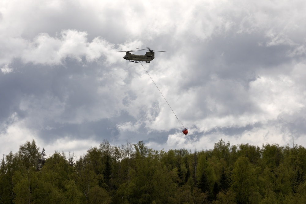 Alaska Army National Guard aviators hone fire suppression skills