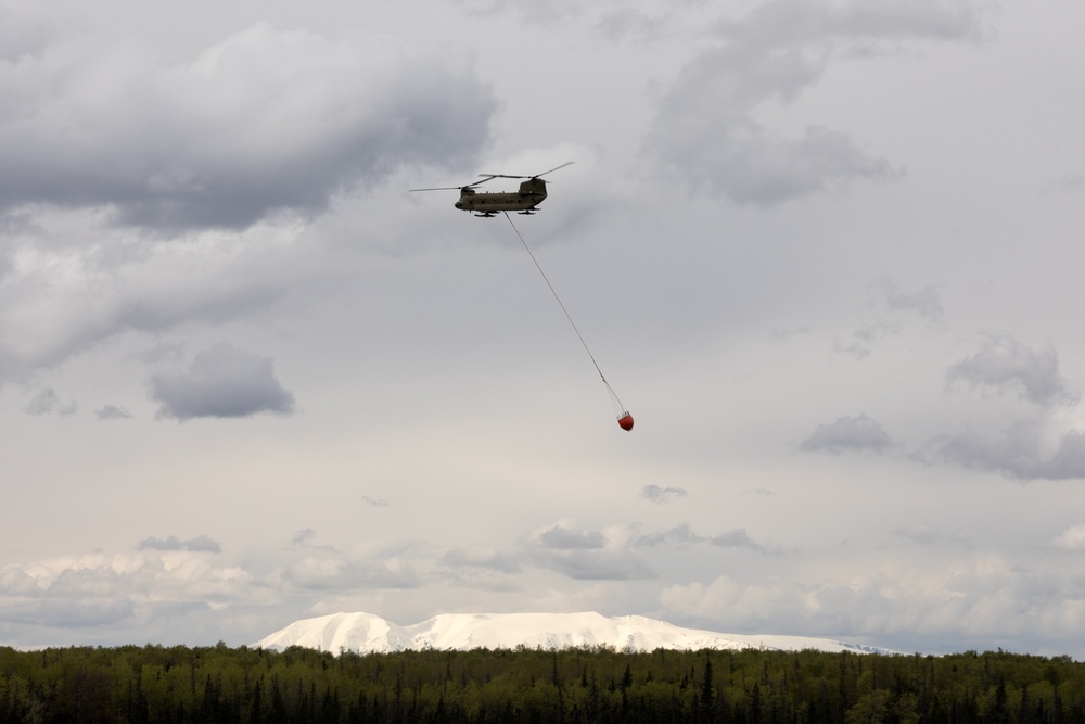 Alaska Army National Guard aviators hone fire suppression skills