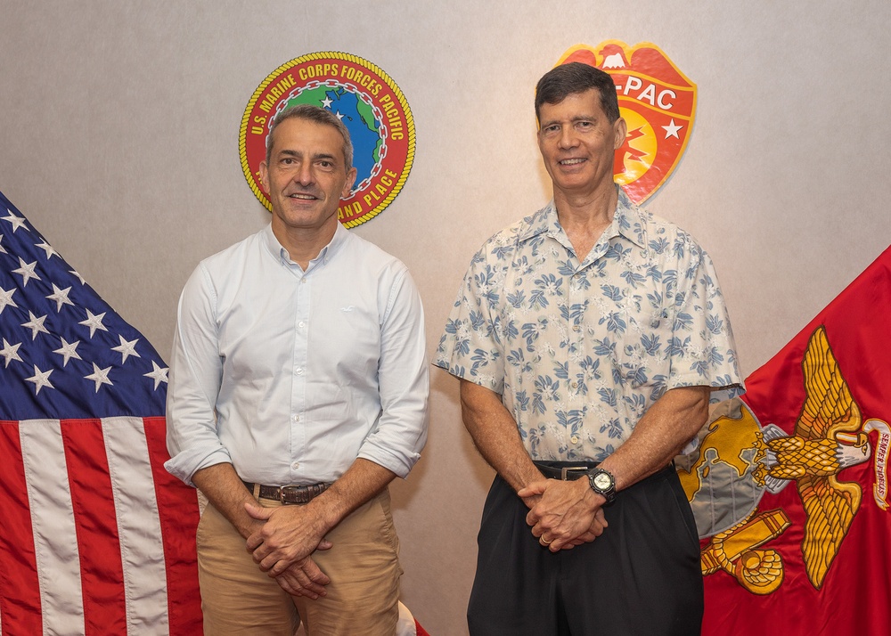EXDIRMARFORPAC meets with French Armed Forces in New Caledonia DV