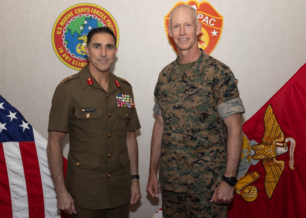 COMMARFORPAC meets with Australian Army DV