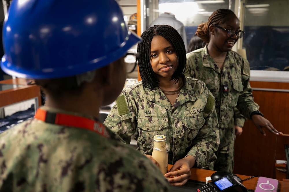 IKE Conducts Maintenance in Naval Station Norfolk