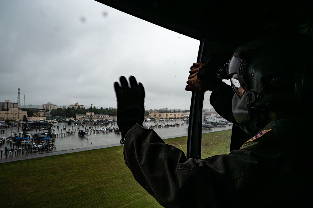 UH-1N Hueys perform for the last time at 2025 Japanese-American Friendship Festival