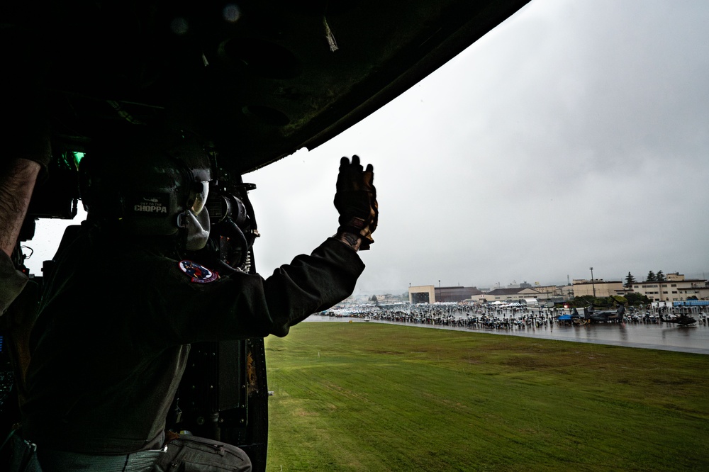 UH-1N Hueys perform for the last time at 2025 Japanese-American Friendship Festival