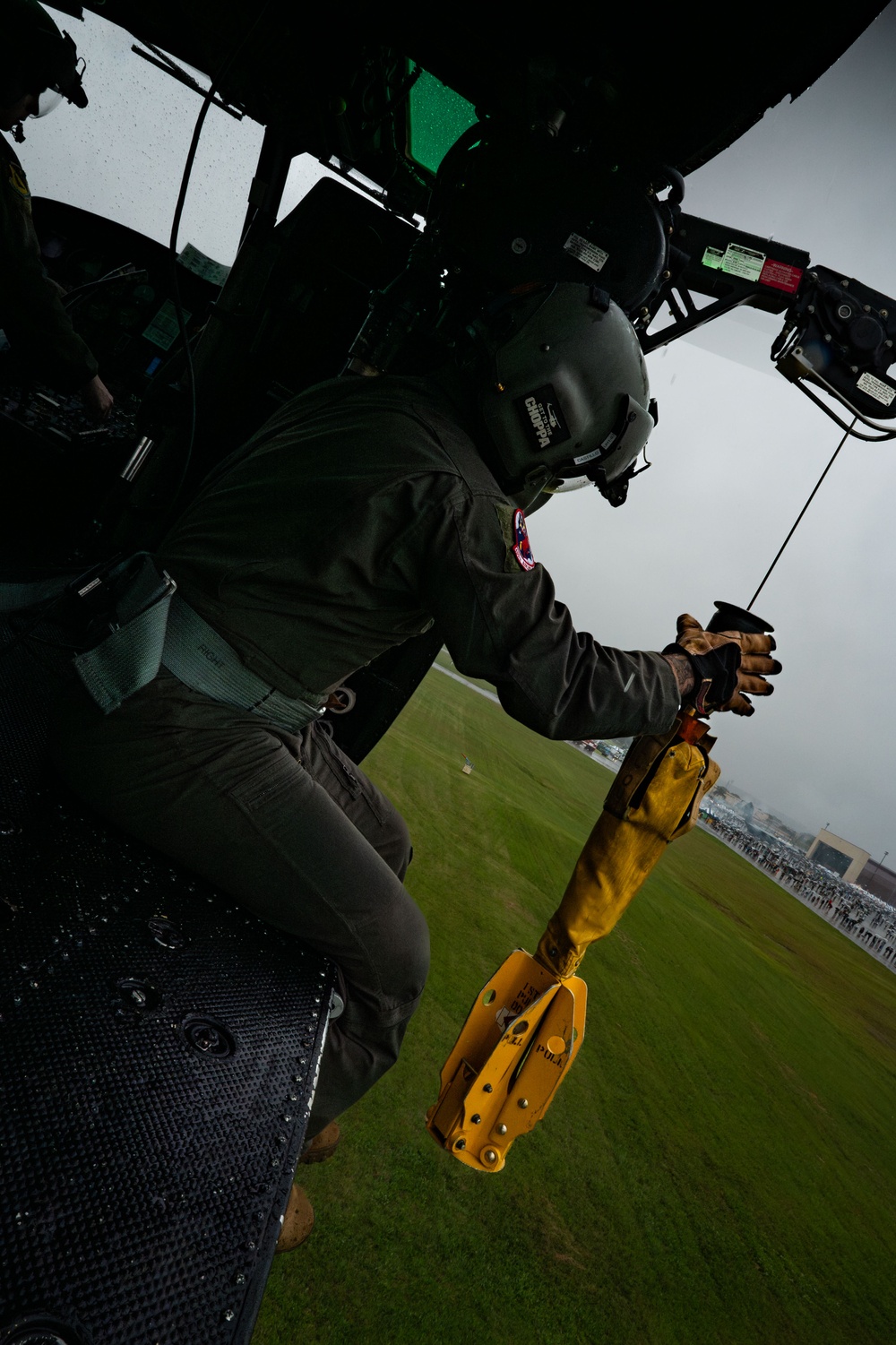 UH-1N Hueys perform for the last time at 2025 Japanese-American Friendship Festival