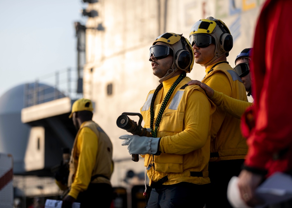 Kearsarge Sailors Conduct Flight Deck Firefighting
