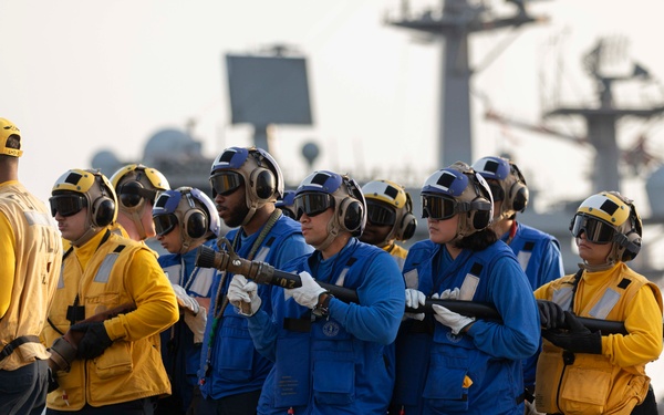 Kearsarge Sailors Conduct Flight Deck Firefighting