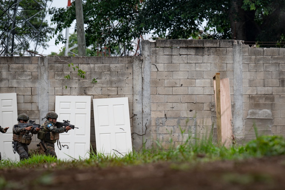 U.S. SOF practice approach tactics for CG25