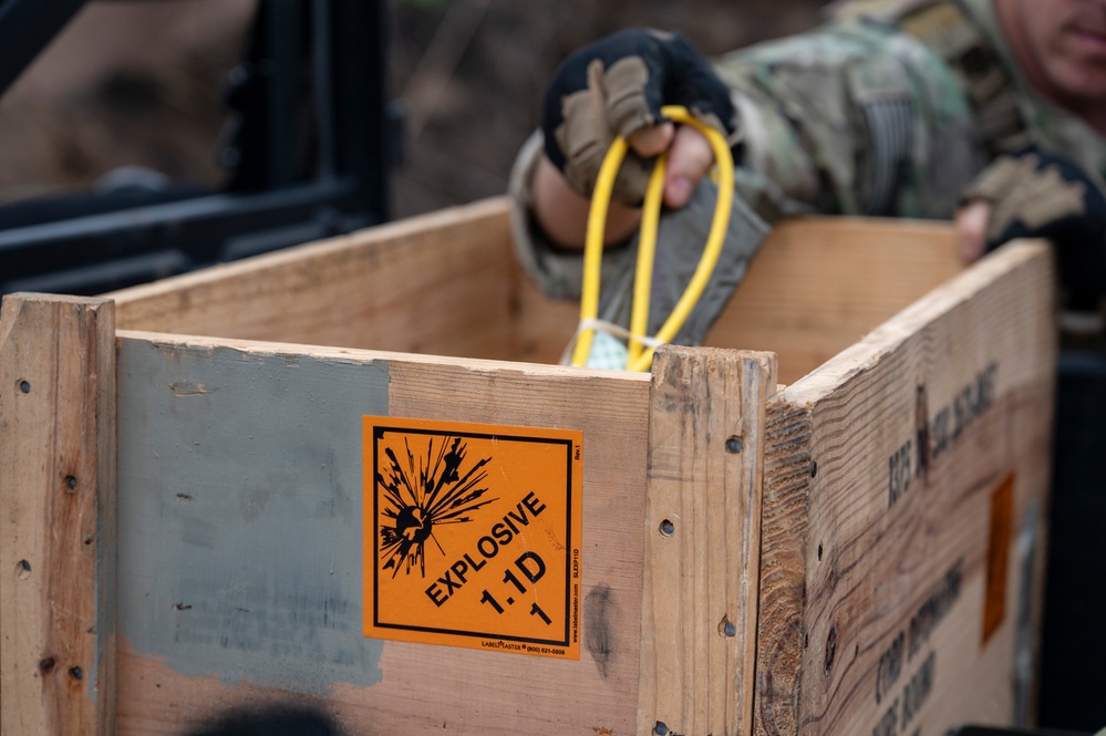 U.S. SOF practice approach tactics for CG25