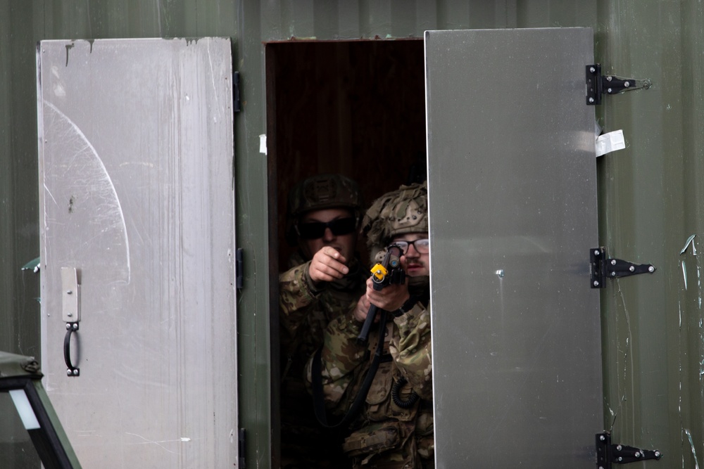 Panther Brigade Soldiers seize the objective from NATO Allies and partners during Swift Response
