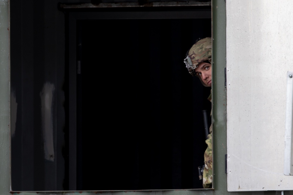 Panther Brigade Soldiers seize the objective from NATO Allies and partners during Swift Response