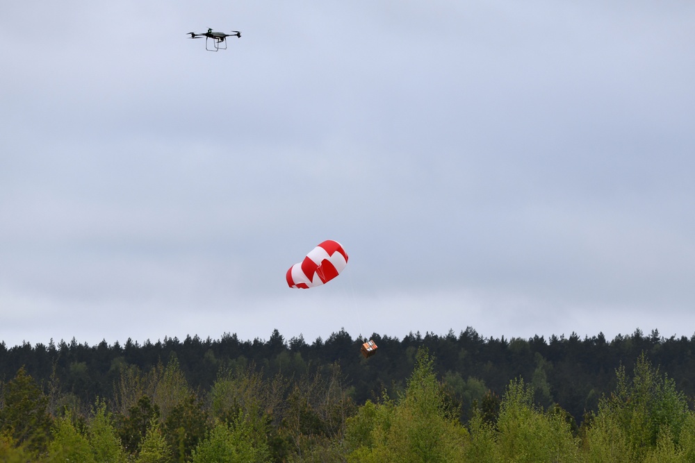 Swift Response 2025: the 173rd Airborne Brigade tests drones for blood supply and material transport in a multinational combat exercise.