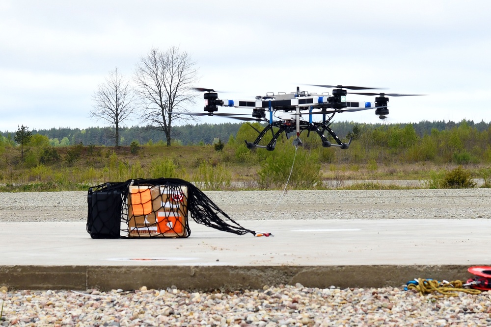 Swift Response 2025: the 173rd Airborne Brigade tests drones for blood supply and material transport in a multinational combat exercise.