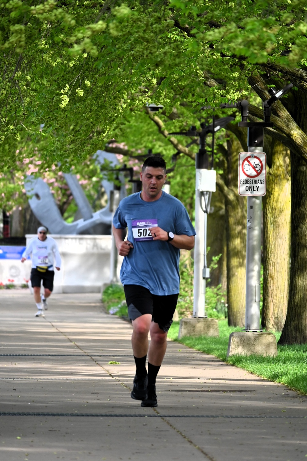 NY National Guardsmen Run WNY Armed Forces Day 5K