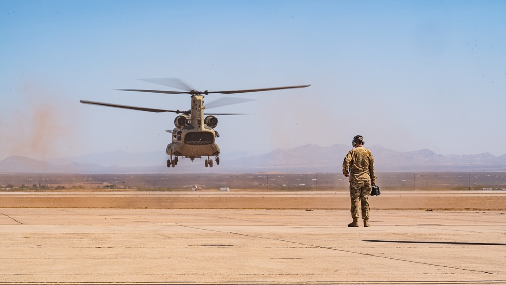 1st Combat Aviation Brigade prepare for an air assault mission at the southern border