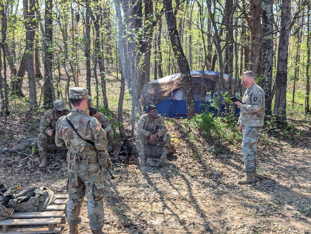 Chaplain Michael Dawson Preaches to Soldiers