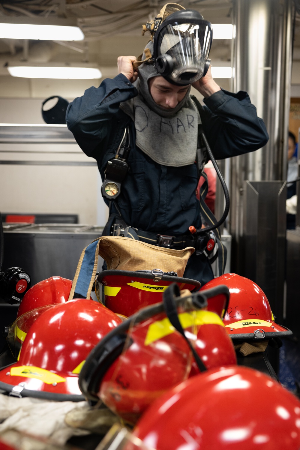 Destroyer Squadron (DESRON) 60 Conducts Mobility Damage Control Warfare (MOB-D) Assessment Aboard USS Oscar Austin (DDG 79)