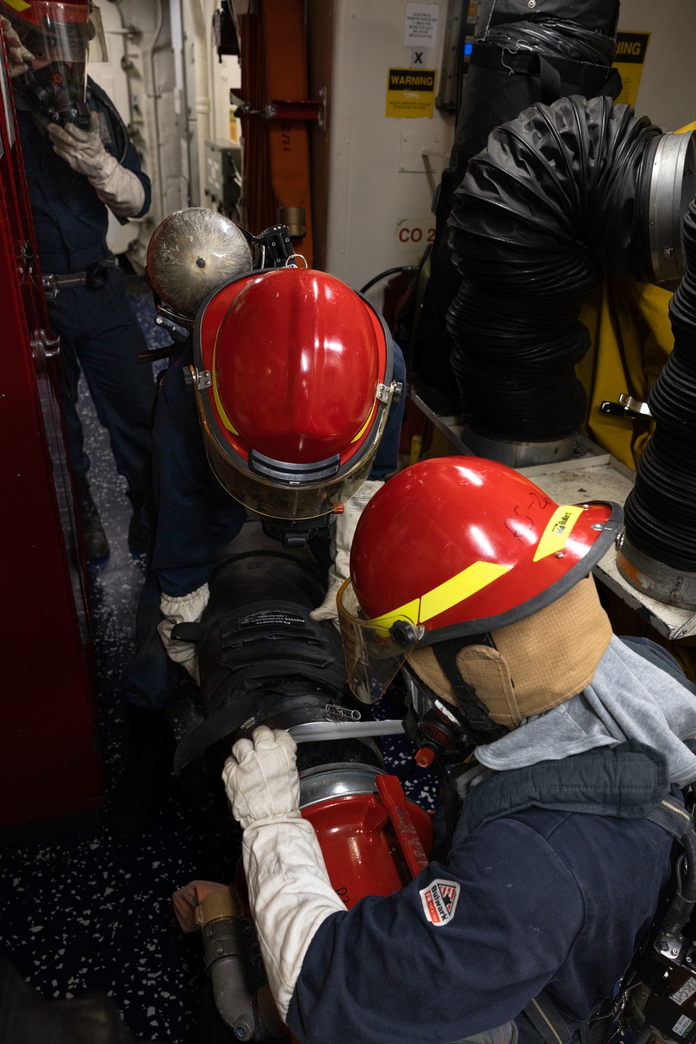 Destroyer Squadron (DESRON) 60 Conducts Mobility Damage Control Warfare (MOB-D) Assessment Aboard USS Oscar Austin (DDG 79)