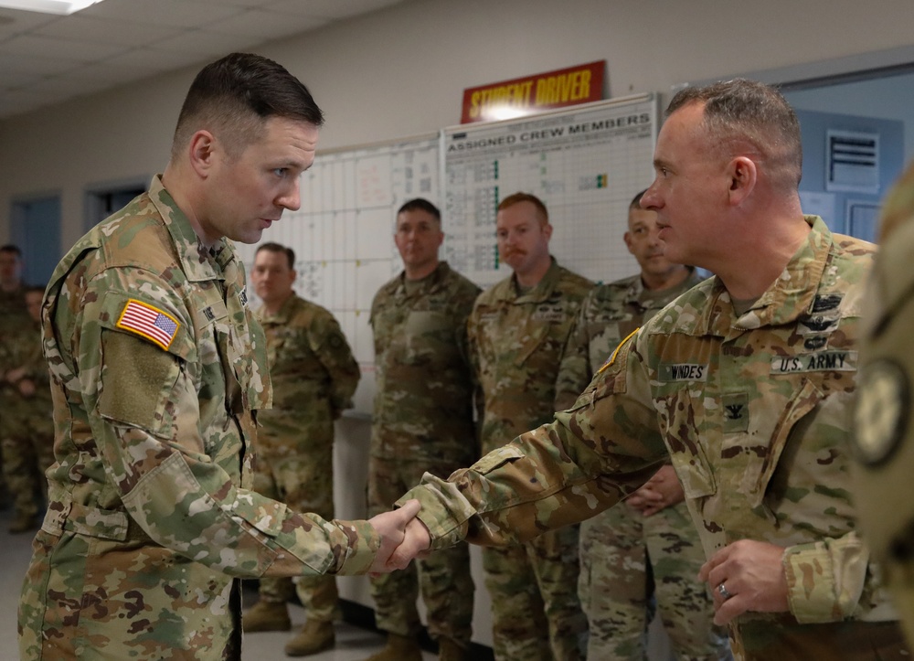 Brig. Gen. James Schreffler visits the 1-135th Assault Helicopter Battalion