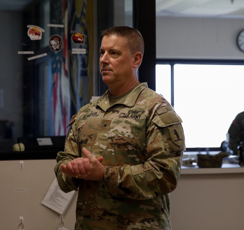 Brig. Gen. James Schreffler visits the 1-135th Assault Helicopter Battalion