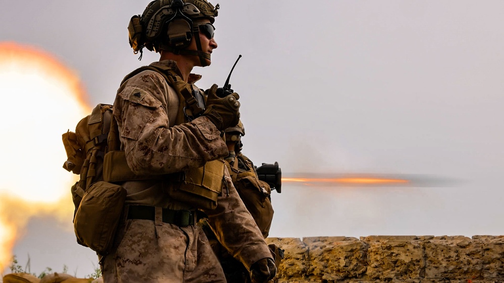22nd MEU LIMA CO Conducts Day Raid