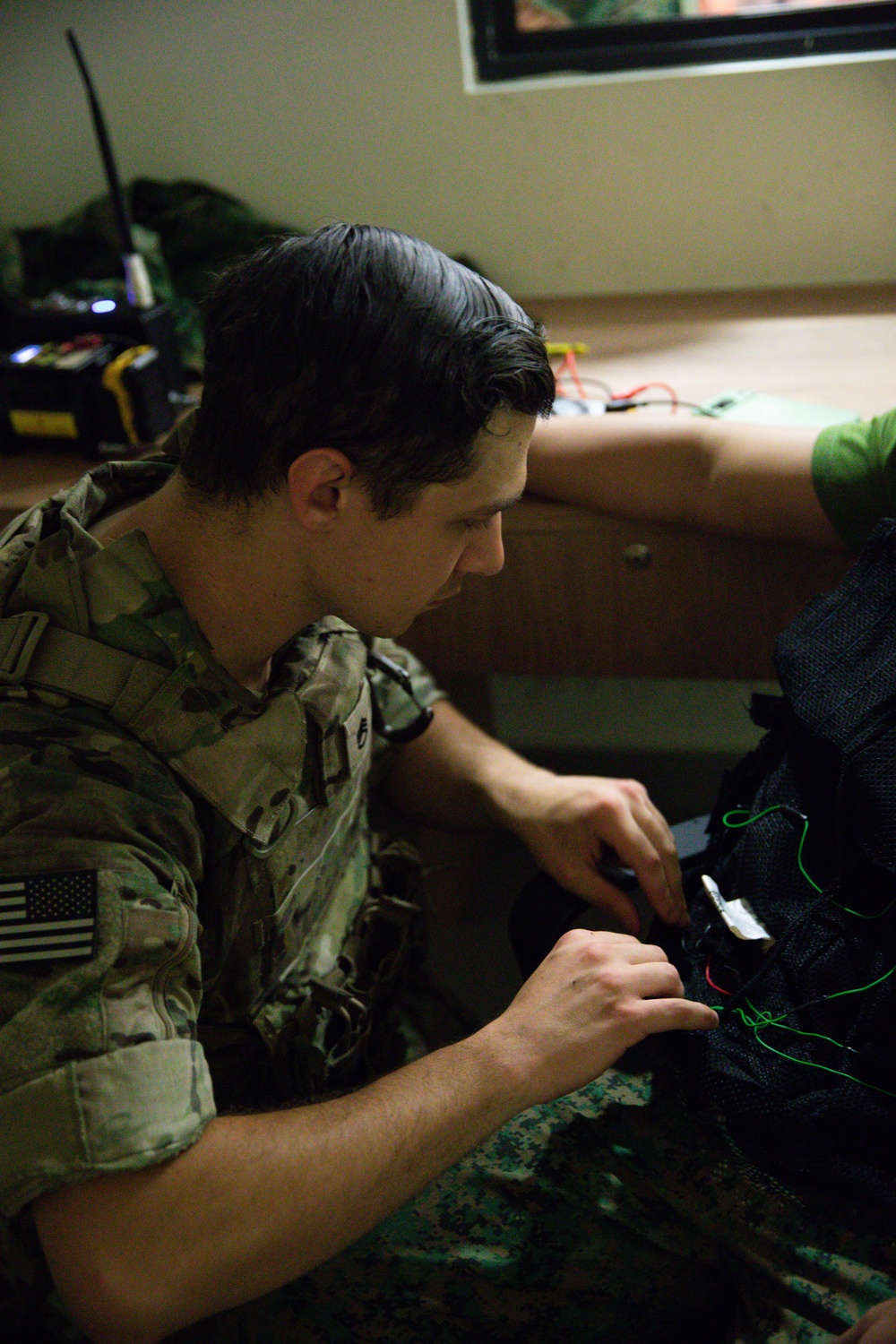 The US and SAF EOD hand entry training