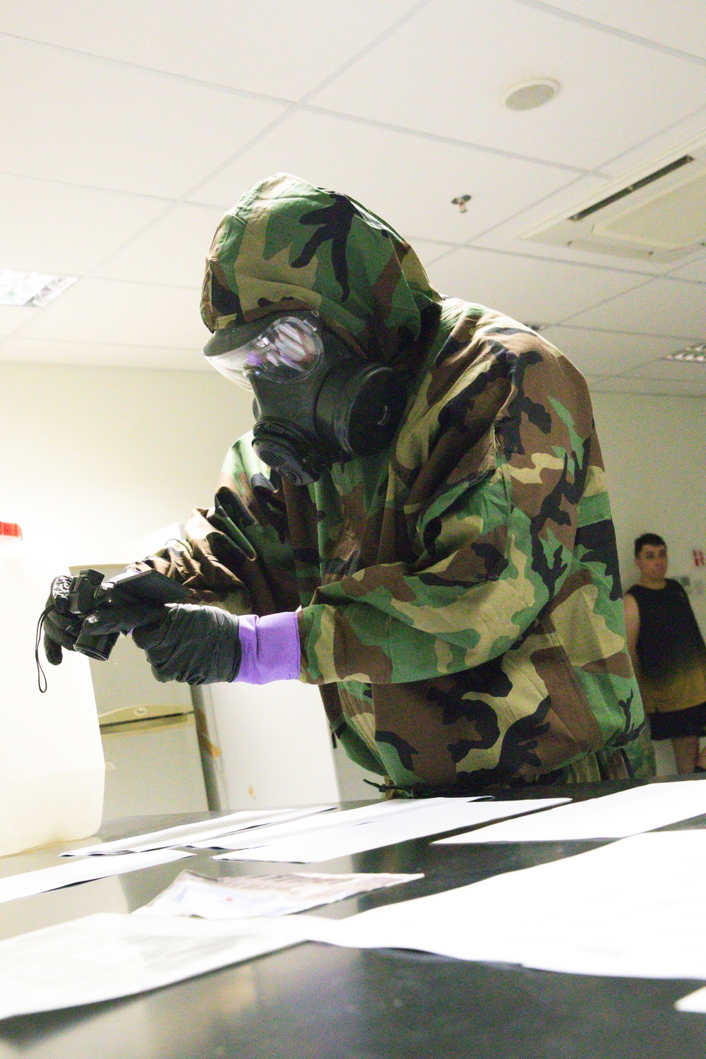 The US trains with SAF on CBRN chemical lanes