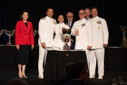 Navy foodservice awards presented in Chicago [Image 19 of 34]