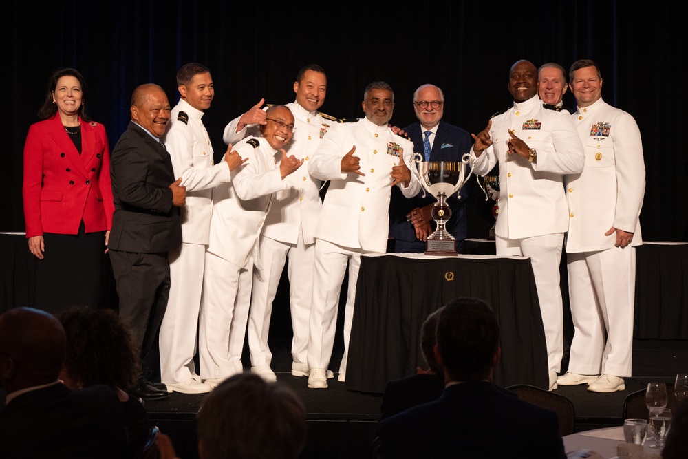 Navy foodservice awards presented in Chicago