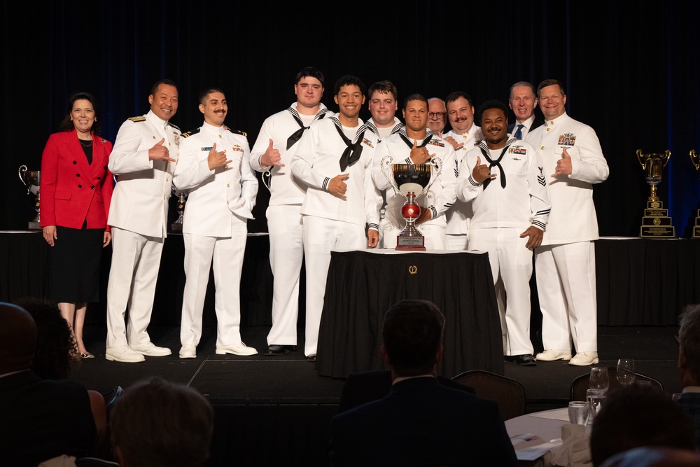 Navy foodservice awards presented in Chicago