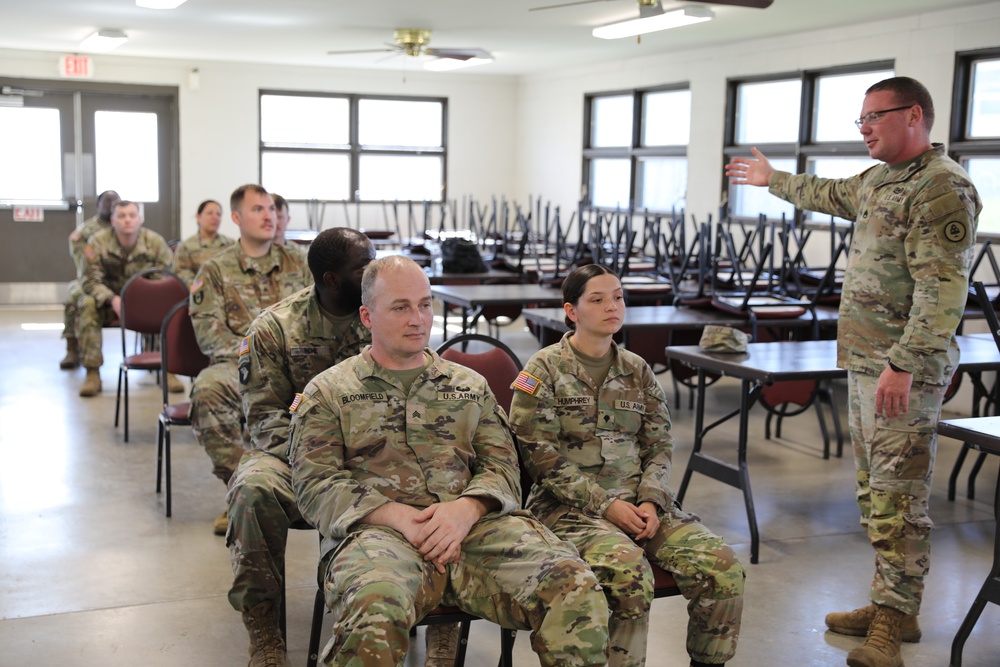301st HHD embarks on convoy operations and ground-guidance training in VTS-Milan
