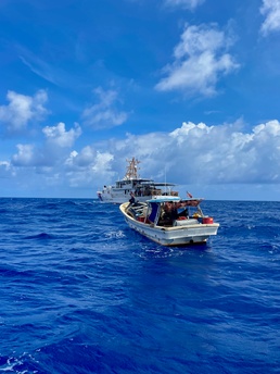 U.S. Coast Guard tows missing vessel Lucky Harvest