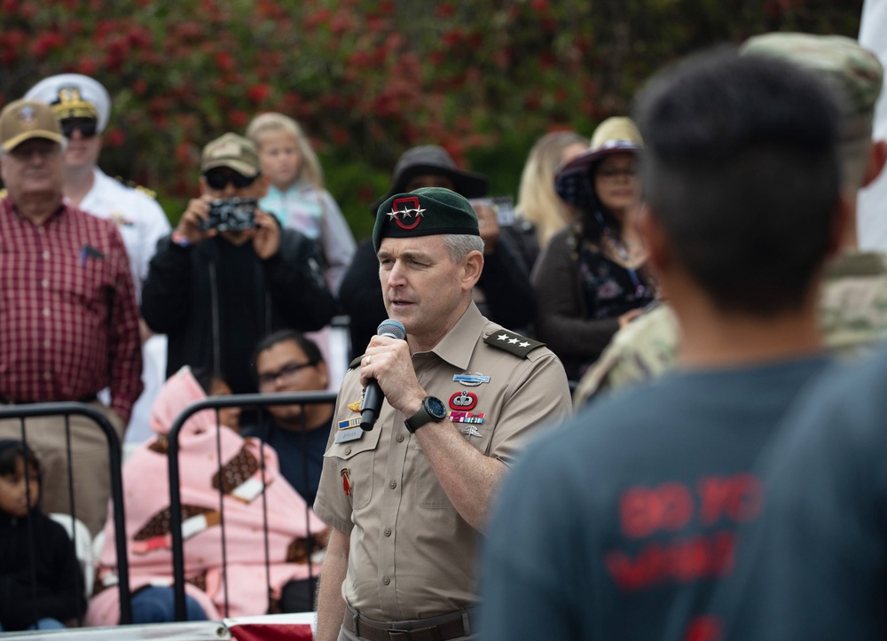 Mass Enlistment at Armed Forces Day Parade