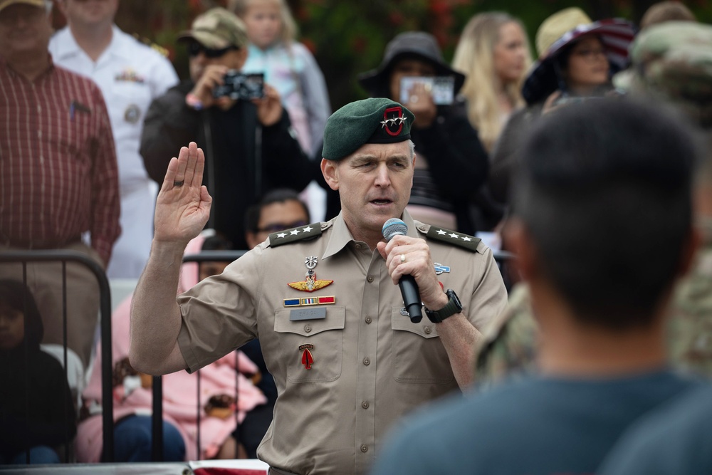 Mass Enlistment at Armed Forces Day Parade