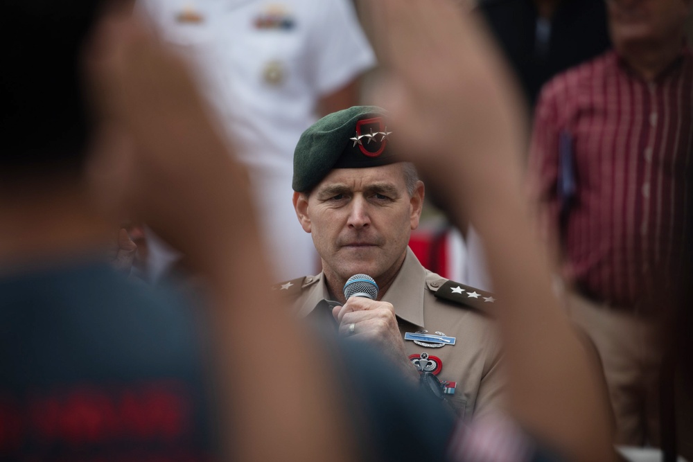 Mass Enlistment at Armed Forces Day Parade