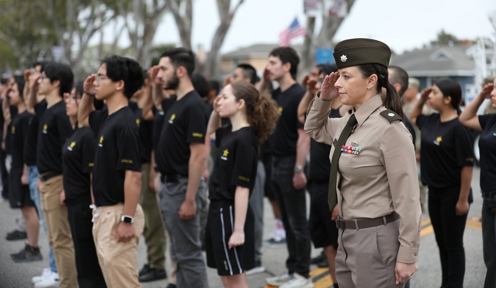 Mass Enlistment at Armed Forces Day Parade