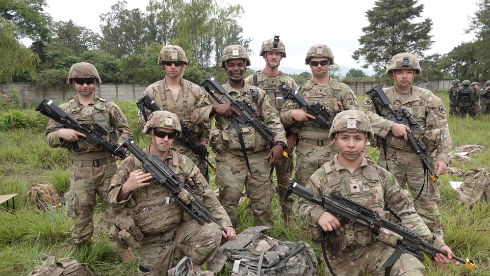 Soldiers from El Salvador, Guatemala, Honduras and the U.S. Arkansas National Guard participate in CG25