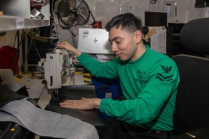 AFN Naples Radio News - Swift Response 25 and U.S. Honors Egyptian Admiral