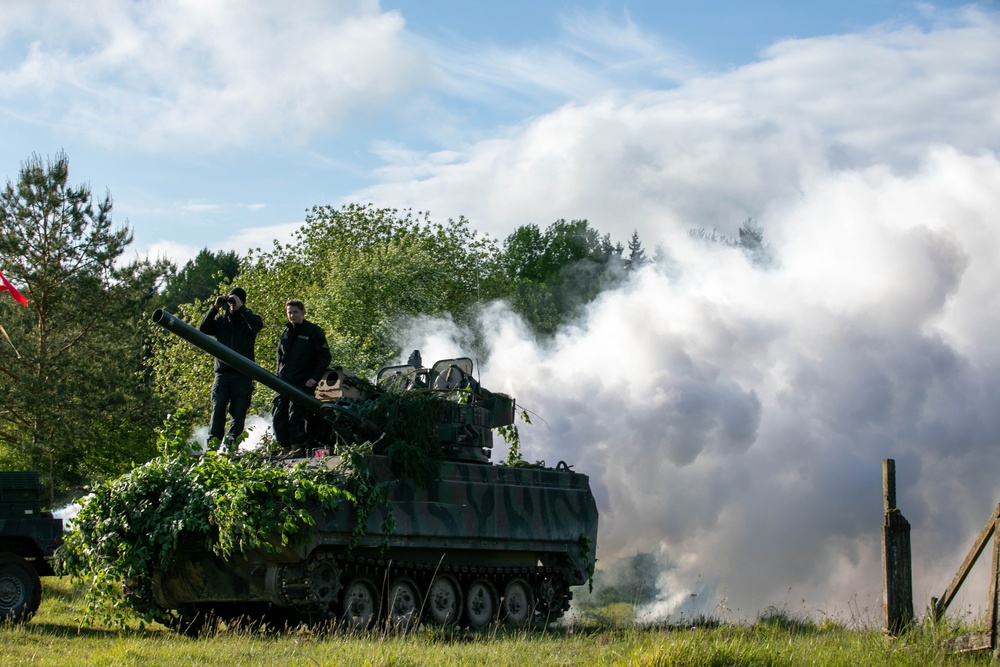Opposing forces create simulated checkpoint
