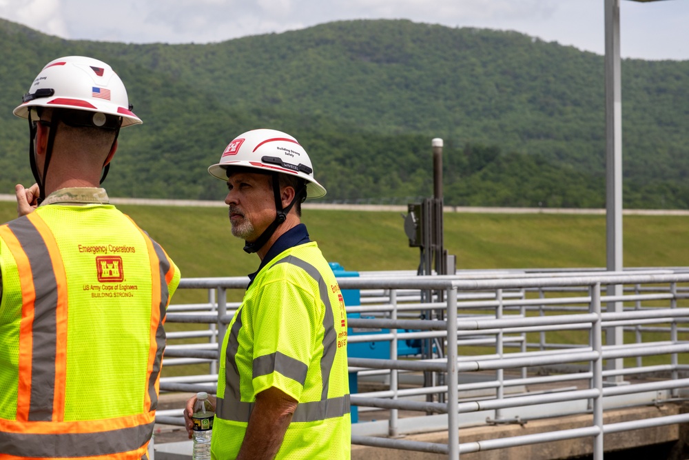 USACE Director of Contracting site visits to Hurricane Helene Recovery locations