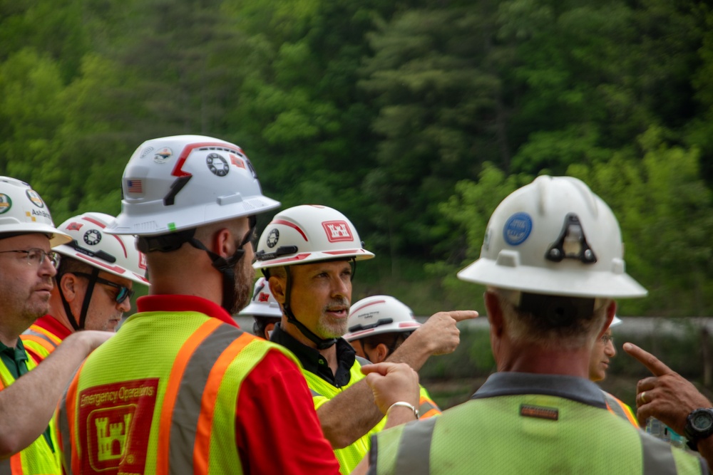 USACE Director of Contracting site visits to Hurricane Helene Recovery locations