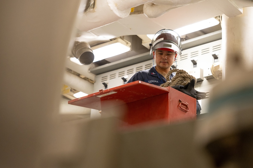Curtis Wilbur Conducts Mobility-Engineering Drill