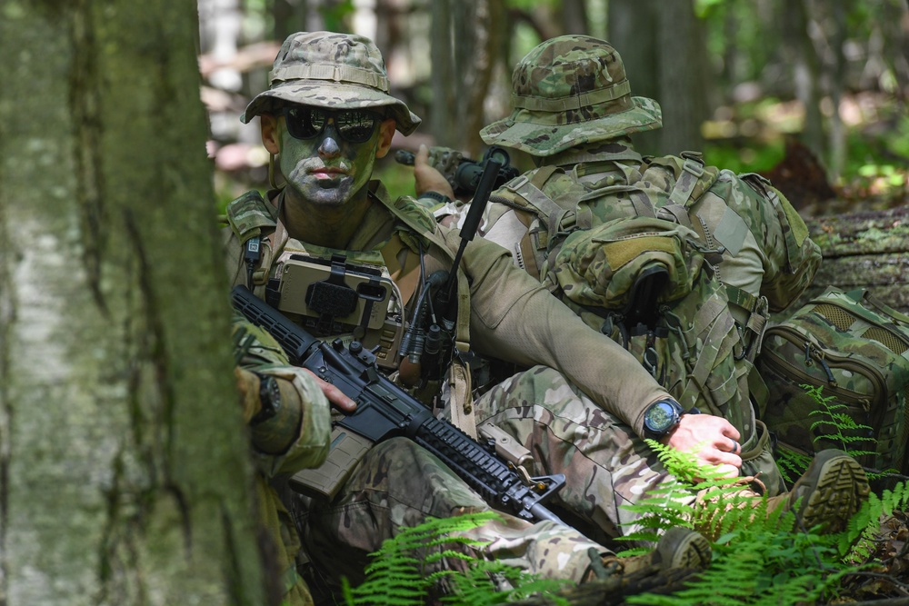 148th Air Support Operations Squadron TACP Airmen Conduct Field Reconnaissance Exercise